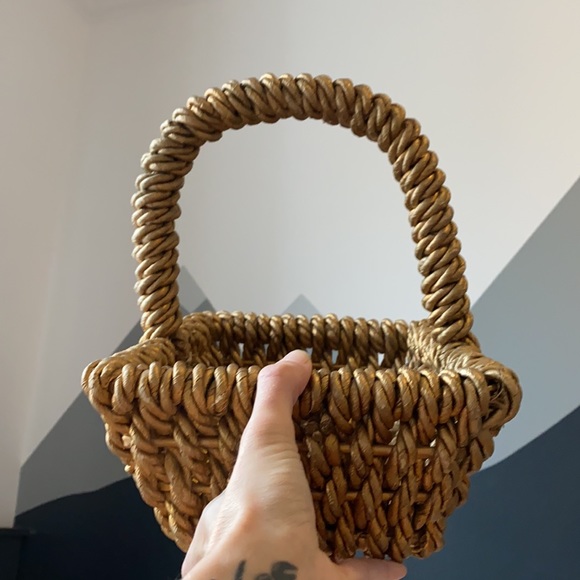 Golden brown big braided wooden basket with big handle rectangle organiz… - Picture 7 of 13